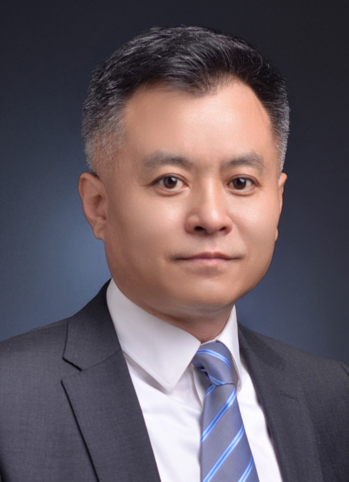 张凤书-“十百千万”农业人才培养工程